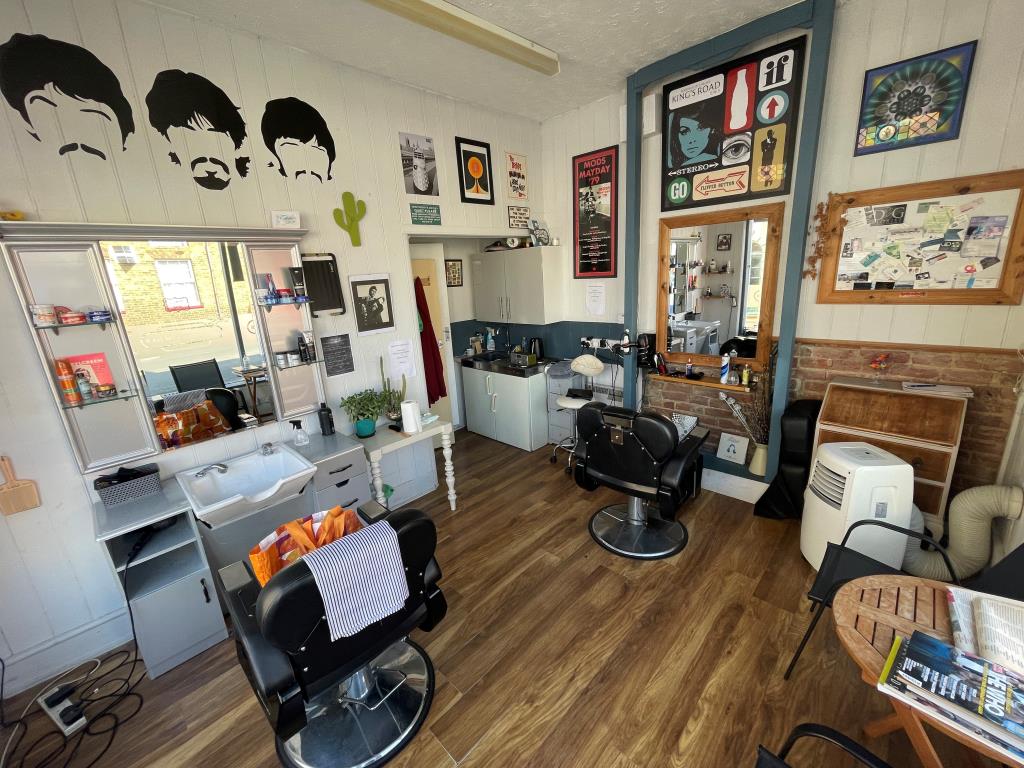 Lot: 76 - FREEHOLD MIXED USE INVESTMENT - Barber shop with two chairs